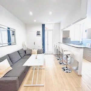 Appartement 1 Bedroom Flat With Balcony Center Croisette 6ppl, Cannes